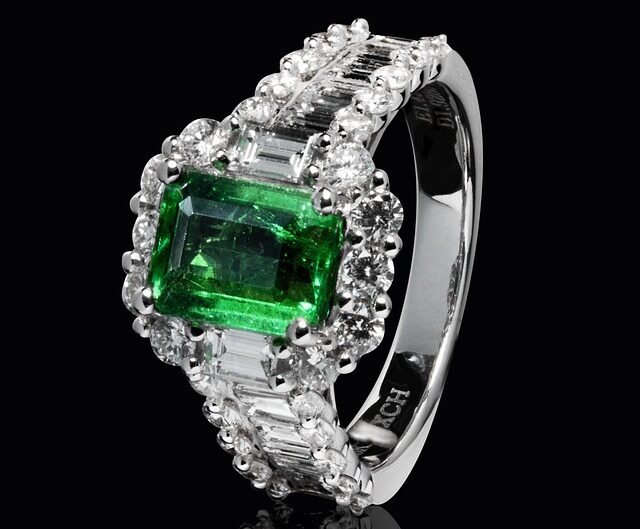 emerald cut diamond rings